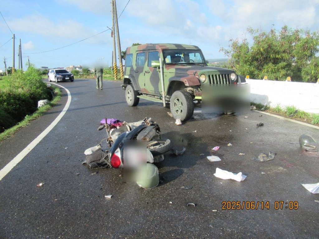 快訊/屏東死亡車禍!33歲女遭軍卡斷魂 快訊/屏東死亡車禍!33歲女遭軍卡斷魂