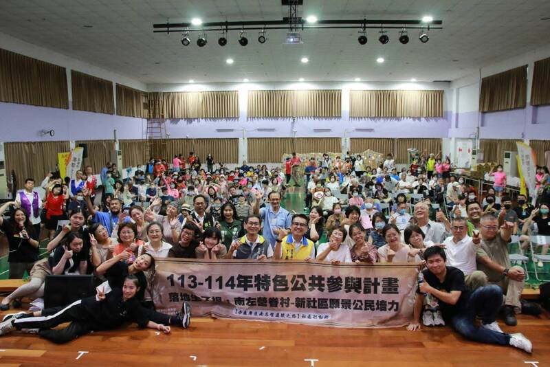 港都社大社區行動劇 百位老眷戶重返記憶現場