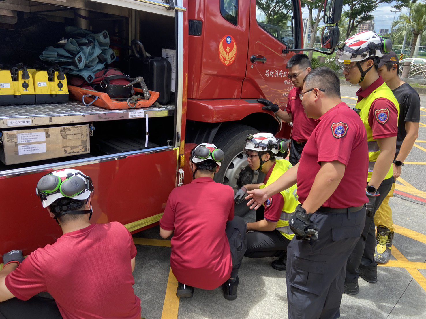 宛如災難片現場！青埔義消車禍救援演練超逼真 練膽也練技