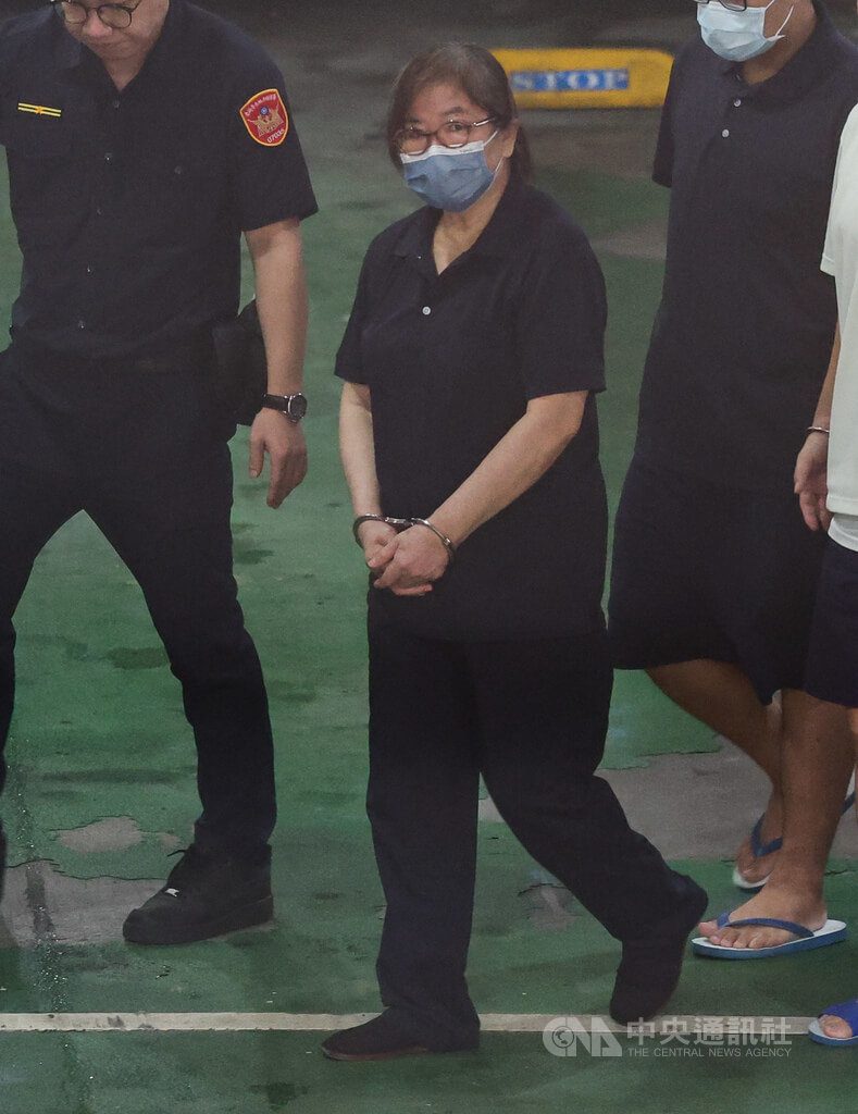 黃呂錦茹移審台北地院 藍盼裁定交保勿濫用羈押制度 黃呂錦茹移審台北地院 藍盼裁定交保勿濫用羈押制度