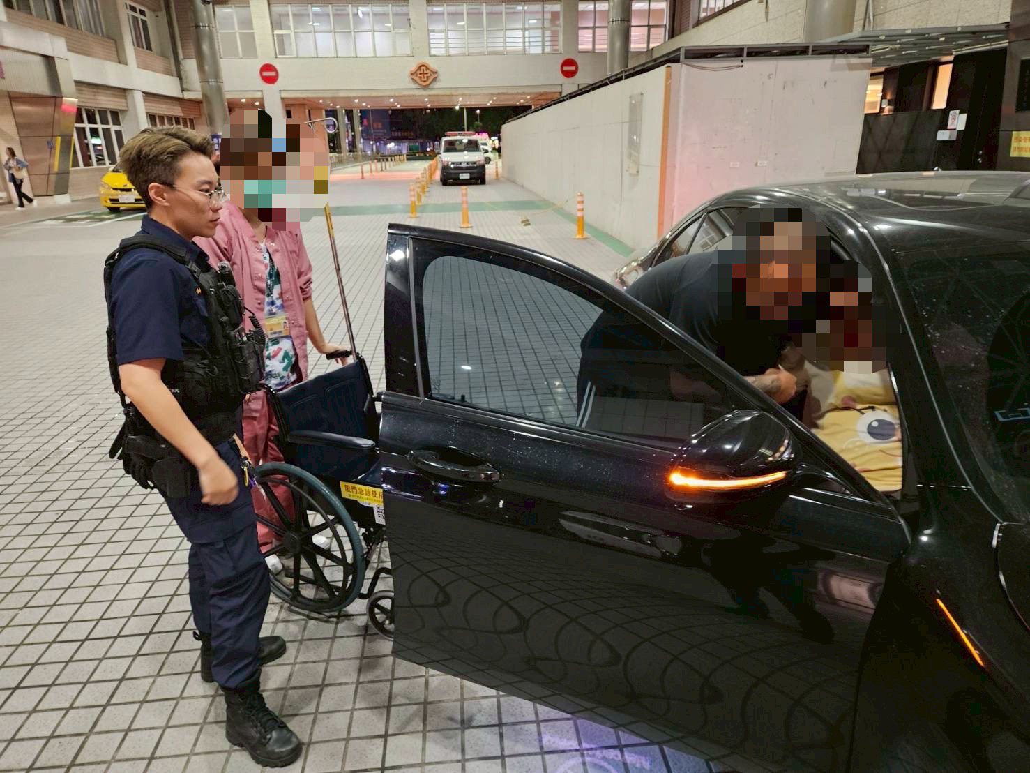 孕婦羊水破了!龜山警10分鐘開道送醫 母女均安 孕婦羊水破了!龜山警10分鐘開道送醫 母女均安