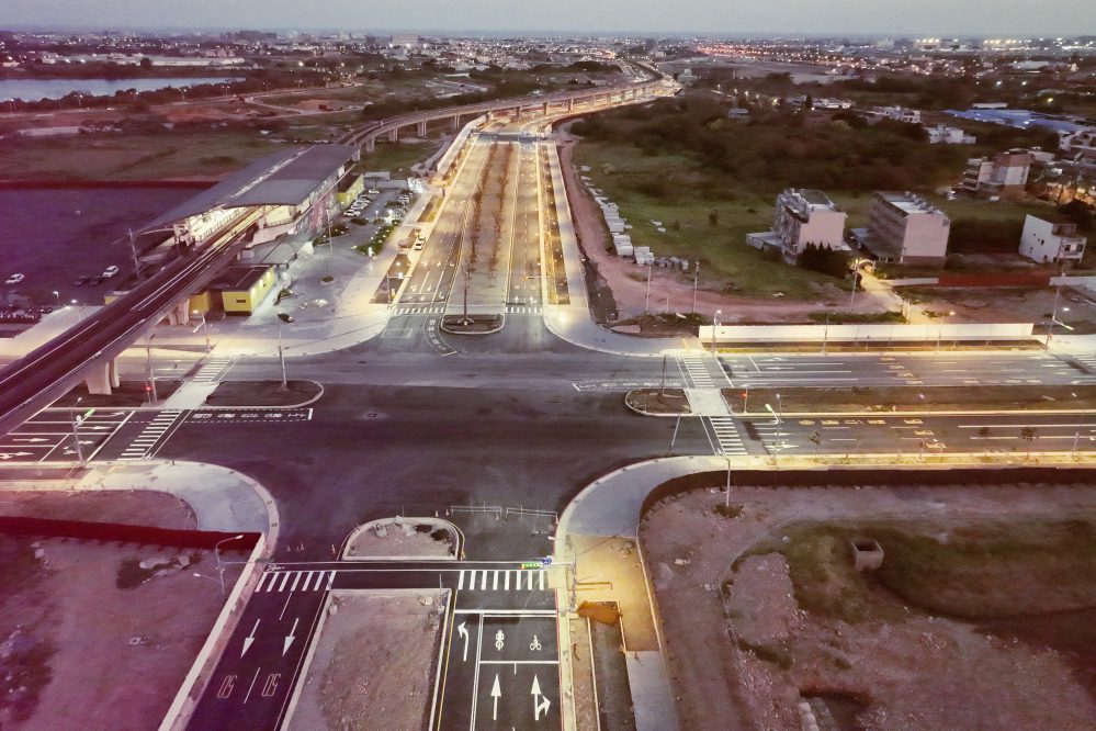 串聯大園市區與青埔特區主要幹道 桃園航空城計畫航青路通車啟用 串聯大園市區與青埔特區主要幹道 桃園航空城計畫航青路通車啟用