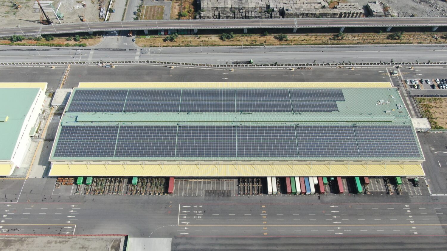 高雄港全面發展再生能源，實踐永續環境政策，打造綠色港埠