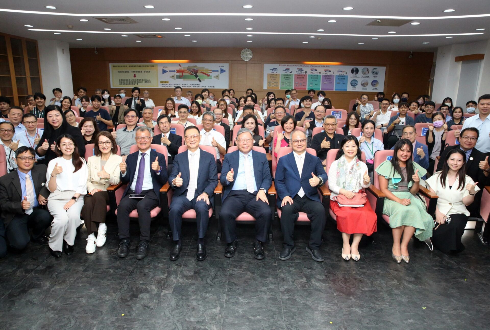 龍華科大與臻鼎科技集團攜手培育人才 助學子接軌產業