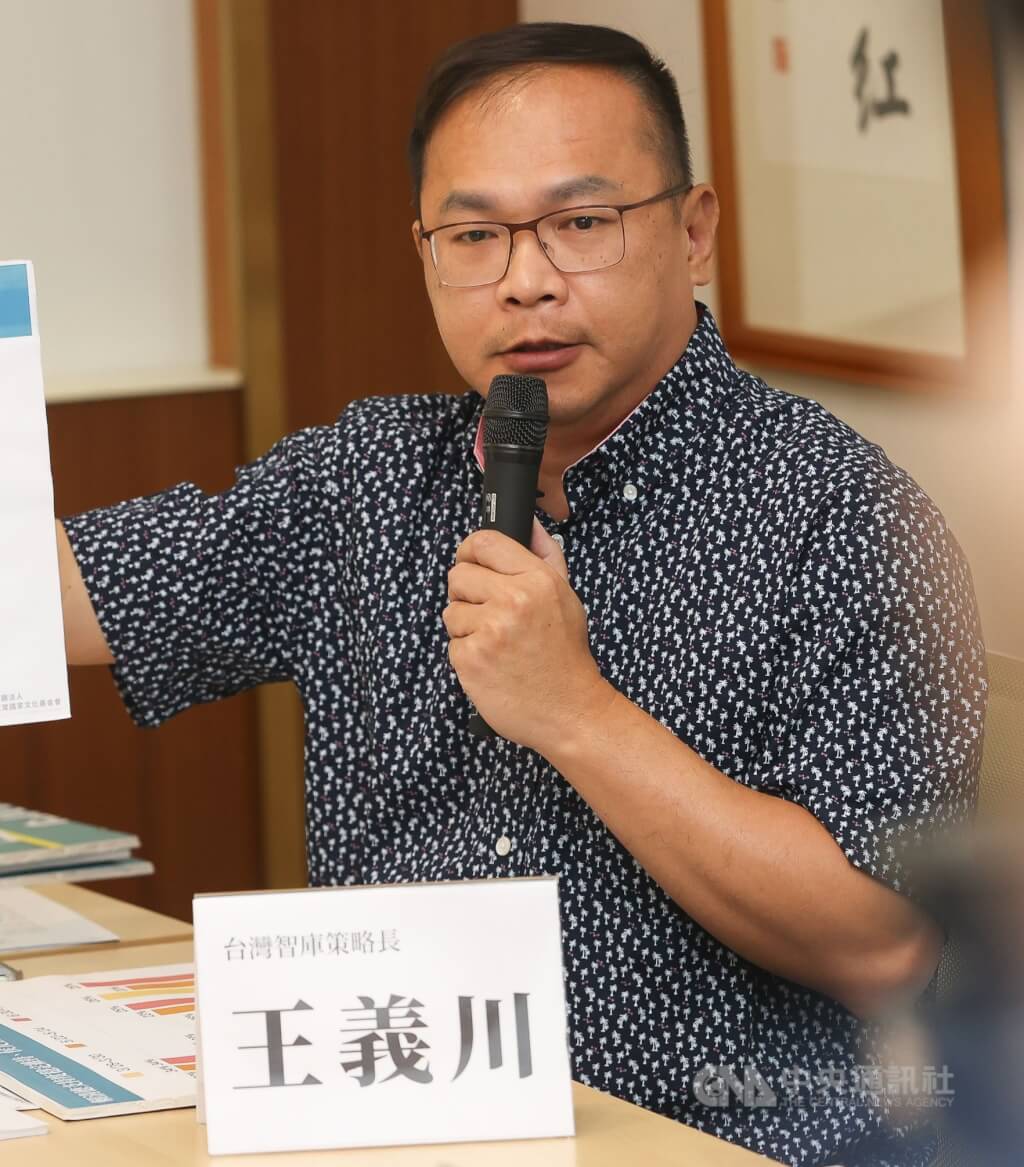 議場播放疑偵訊錄音 王義川告發黃國昌涉偽造文書