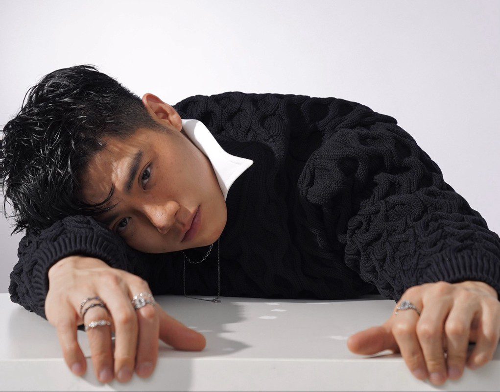 國民閨蜜范成章恒河見死而生！MV〈Perish〉燃爆療癒能量　走出憂鬱低谷重生再出發