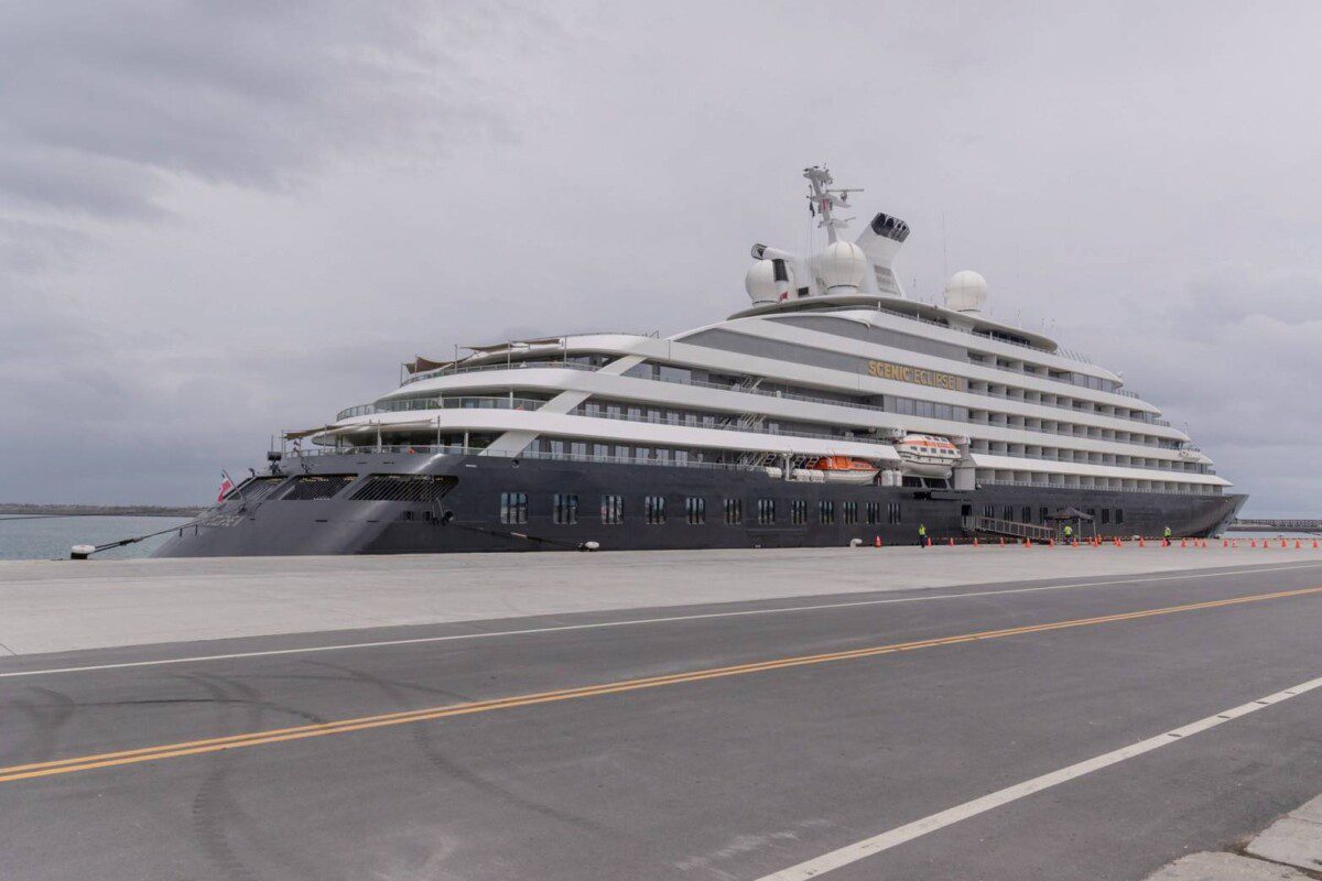 頂級郵輪Scenic Eclipse II星凝天蝕2號 6月再度停靠花蓮港展現國際旅遊吸引力 頂級郵輪Scenic Eclipse II星凝天蝕2號 6月再度停靠花蓮港展現國際旅遊吸引力