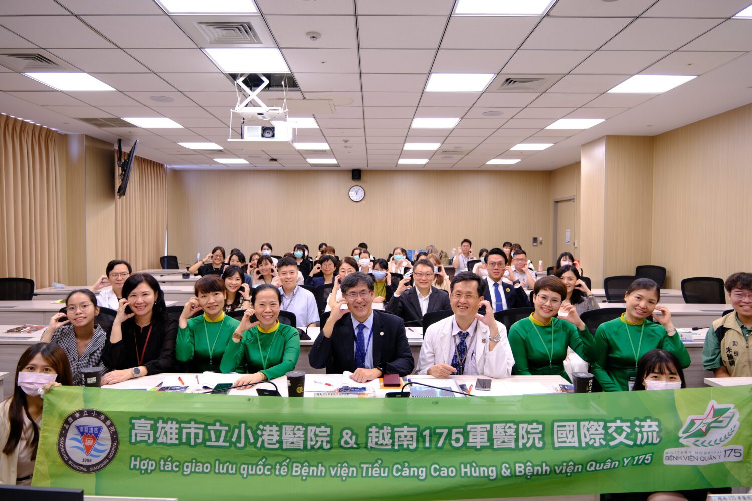 國際醫療合作新里程!小港醫院培訓越南護理團隊高齡照護專才 國際醫療合作新里程!小港醫院培訓越南護理團隊高齡照護專才