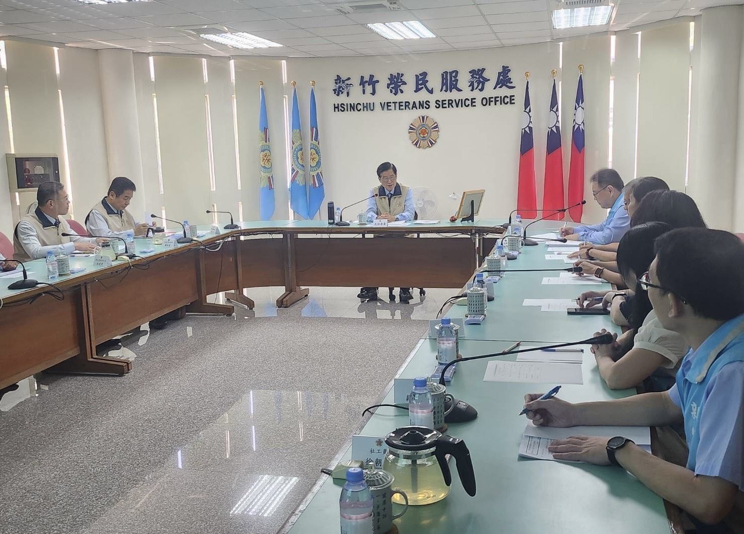 嚴德發視導新竹榮服處 勉勵同仁持續推動服務 嚴德發視導新竹榮服處 勉勵同仁持續推動服務