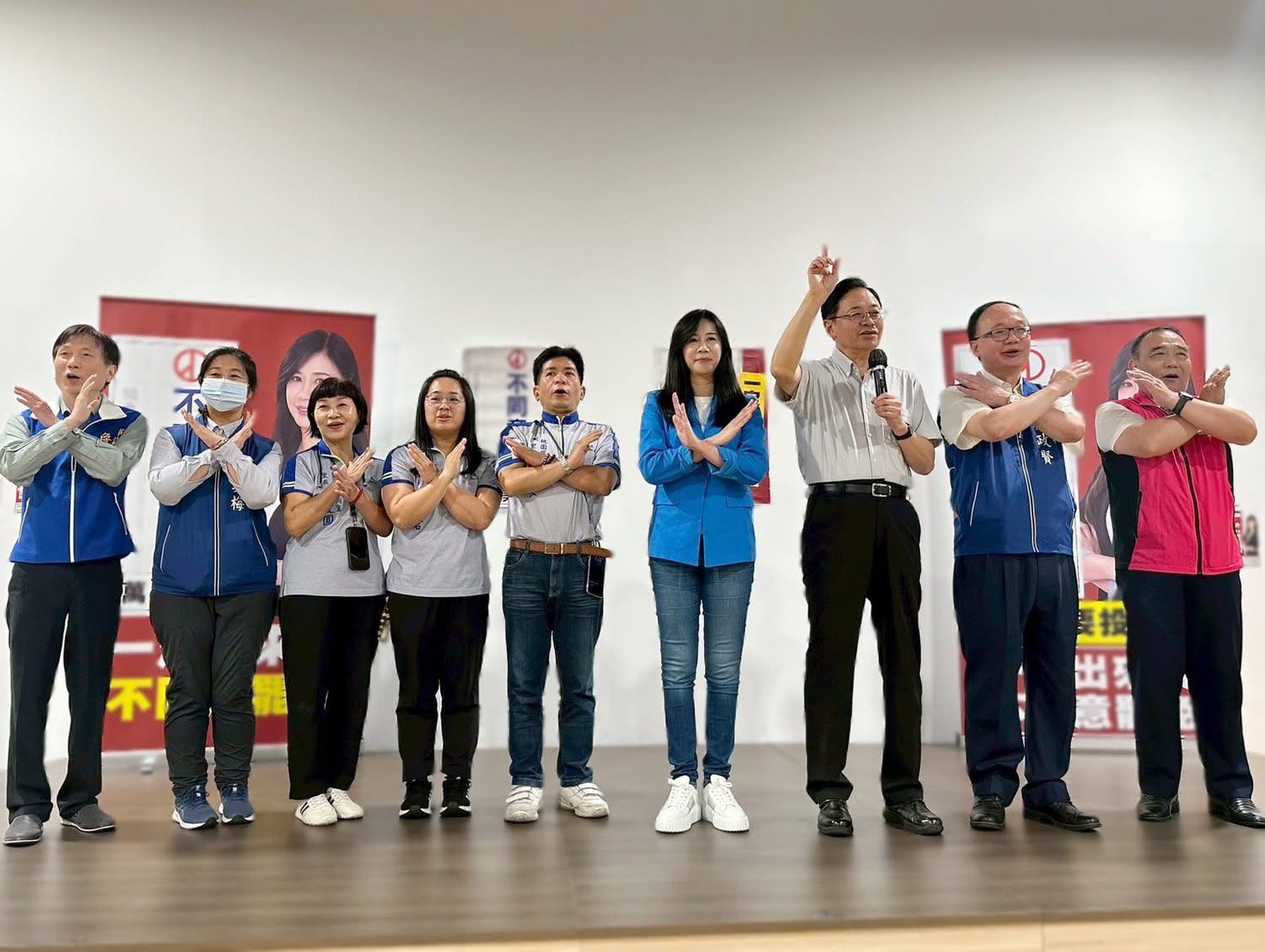 籲選民投下「不同意罷免」萬美玲:民主不能被仇恨綁架 籲選民投下「不同意罷免」萬美玲:民主不能被仇恨綁架