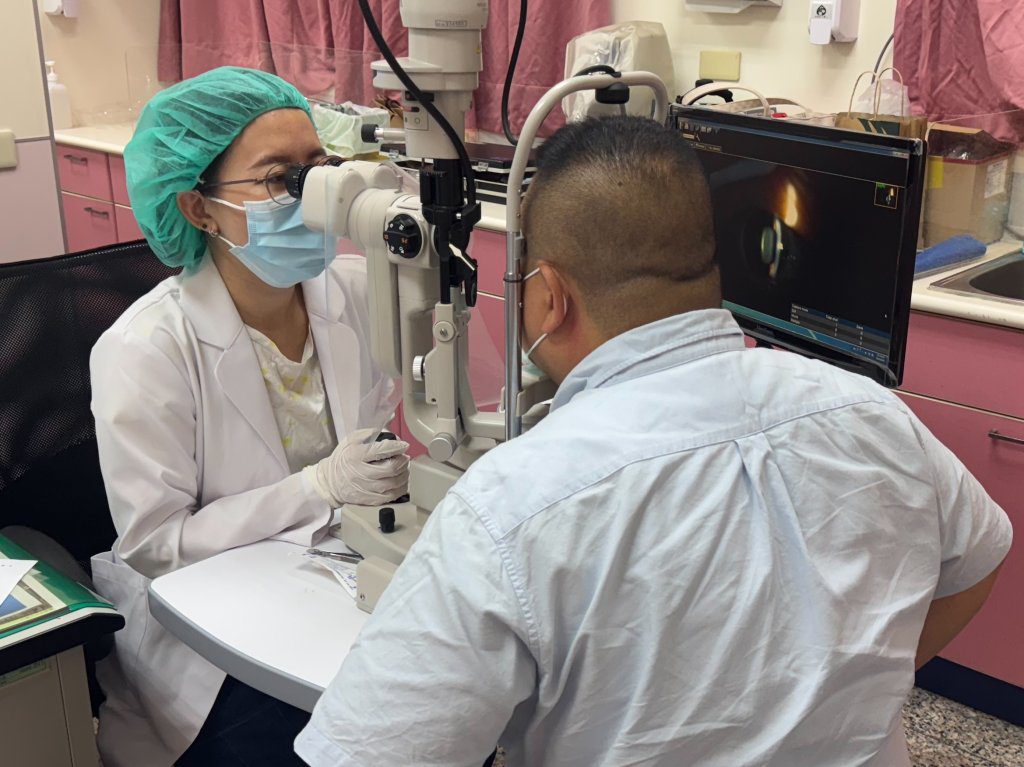 不用等它熟！行動不便罹白內障拖延治療 嬤術後開心「重見光明」