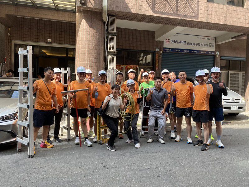 灰燼中重建家園 社會局攜手不動產公會修繕弱勢住宅 灰燼中重建家園 社會局攜手不動產公會修繕弱勢住宅