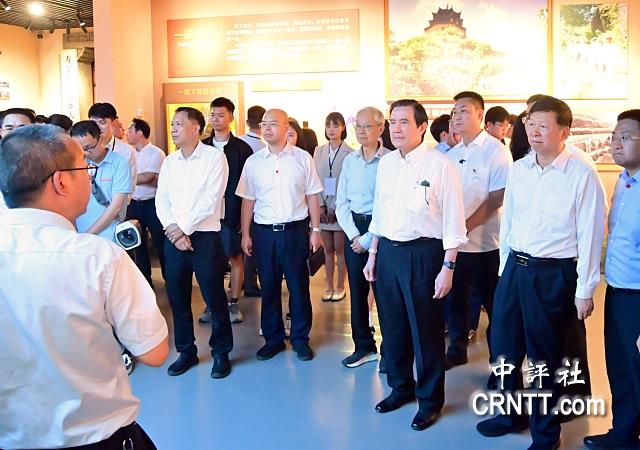 馬英九率台青訪福建 見證兩岸融合示範區 馬英九率台青訪福建 見證兩岸融合示範區