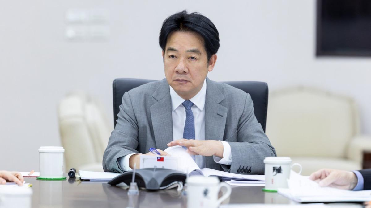 以伊衝突加劇　中共雙航母進入第二島鏈　賴清德召開軍事會談　下令強化監控、提升情報蒐集