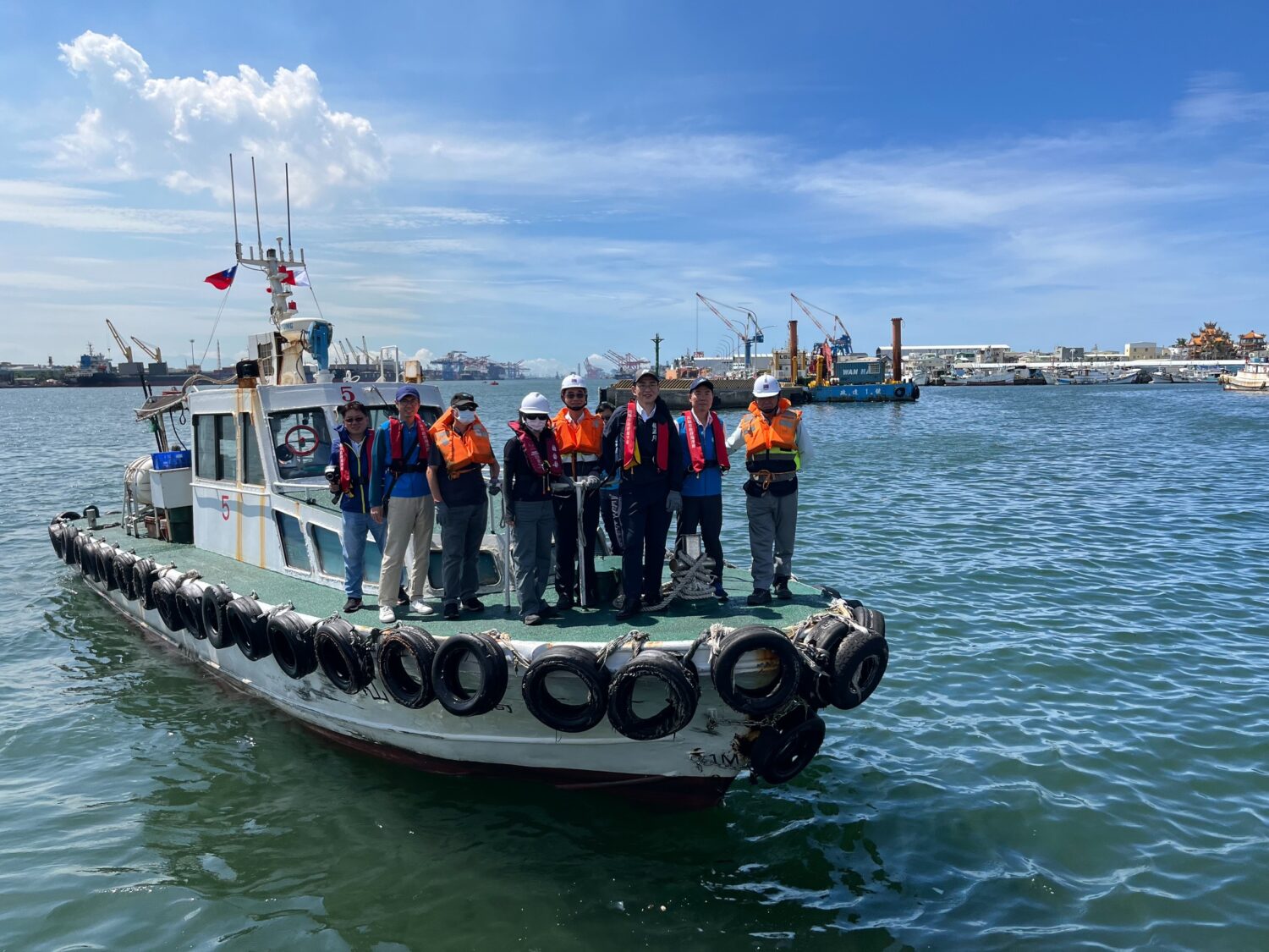 全面防治高雄港海洋污染 高市府攜手中央聯合海域稽查