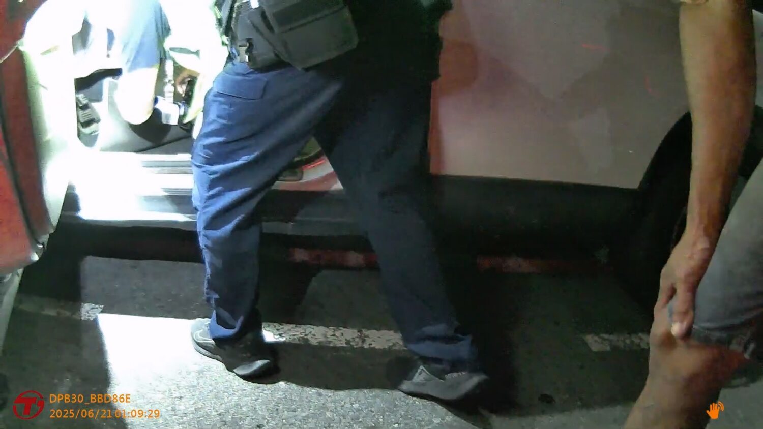 中市大甲分局深夜路檢 查獲毒品展現打擊毒品犯罪決心 中市大甲分局深夜路檢 查獲毒品展現打擊毒品犯罪決心