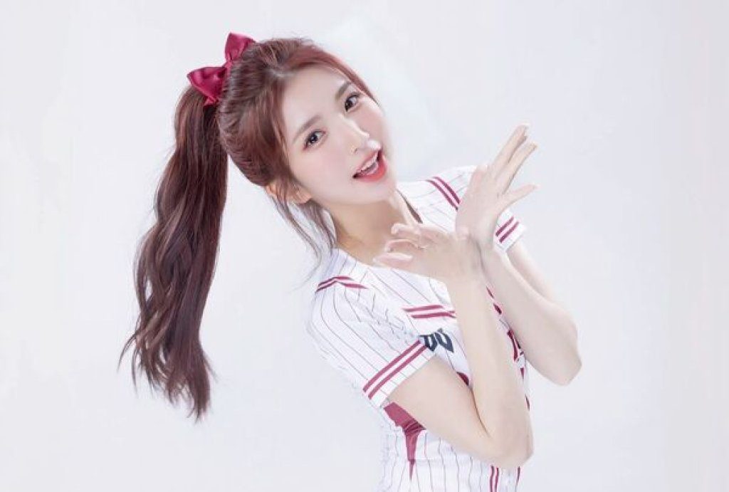 Dora捲不倫戀後不露面、不解釋 7月班表「全被消失」 Dora捲不倫戀後不露面、不解釋 7月班表「全被消失」