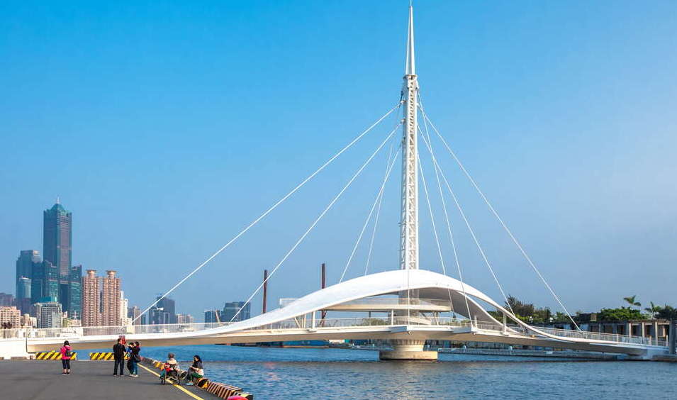 港務公司執行維護作業 高雄大港橋6/24日加開一次旋轉測試 港務公司執行維護作業 高雄大港橋6/24日加開一次旋轉測試