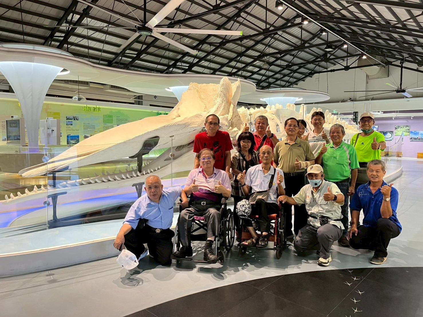 36年後重聚!不老戰士台南大會師溫馨感人 36年後重聚!不老戰士台南大會師溫馨感人