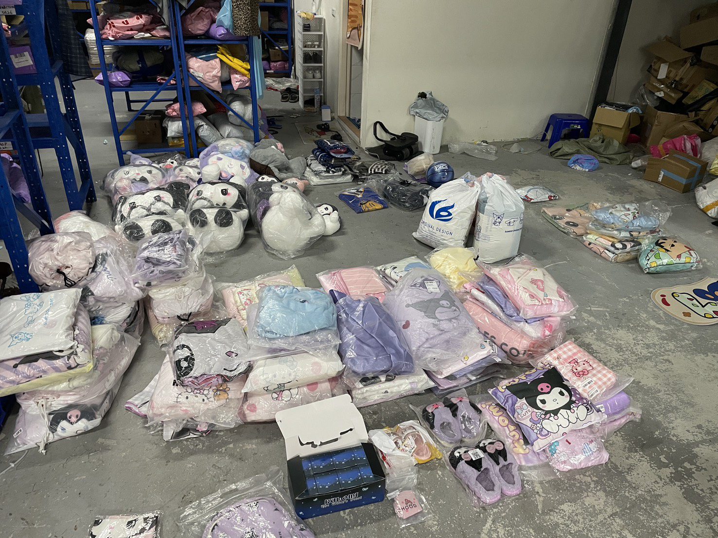 收購網路賣場帳號洗錢、進口盜版三麗鷗商品 不法獲利超過600萬 收購網路賣場帳號洗錢、進口盜版三麗鷗商品 不法獲利超過600萬