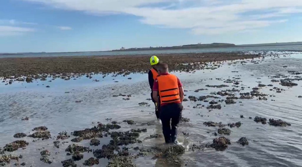 有片/澎湖6旬男子划獨木舟釣魚未返家 尋獲已成浮屍 有片/澎湖6旬男子划獨木舟釣魚未返家 尋獲已成浮屍