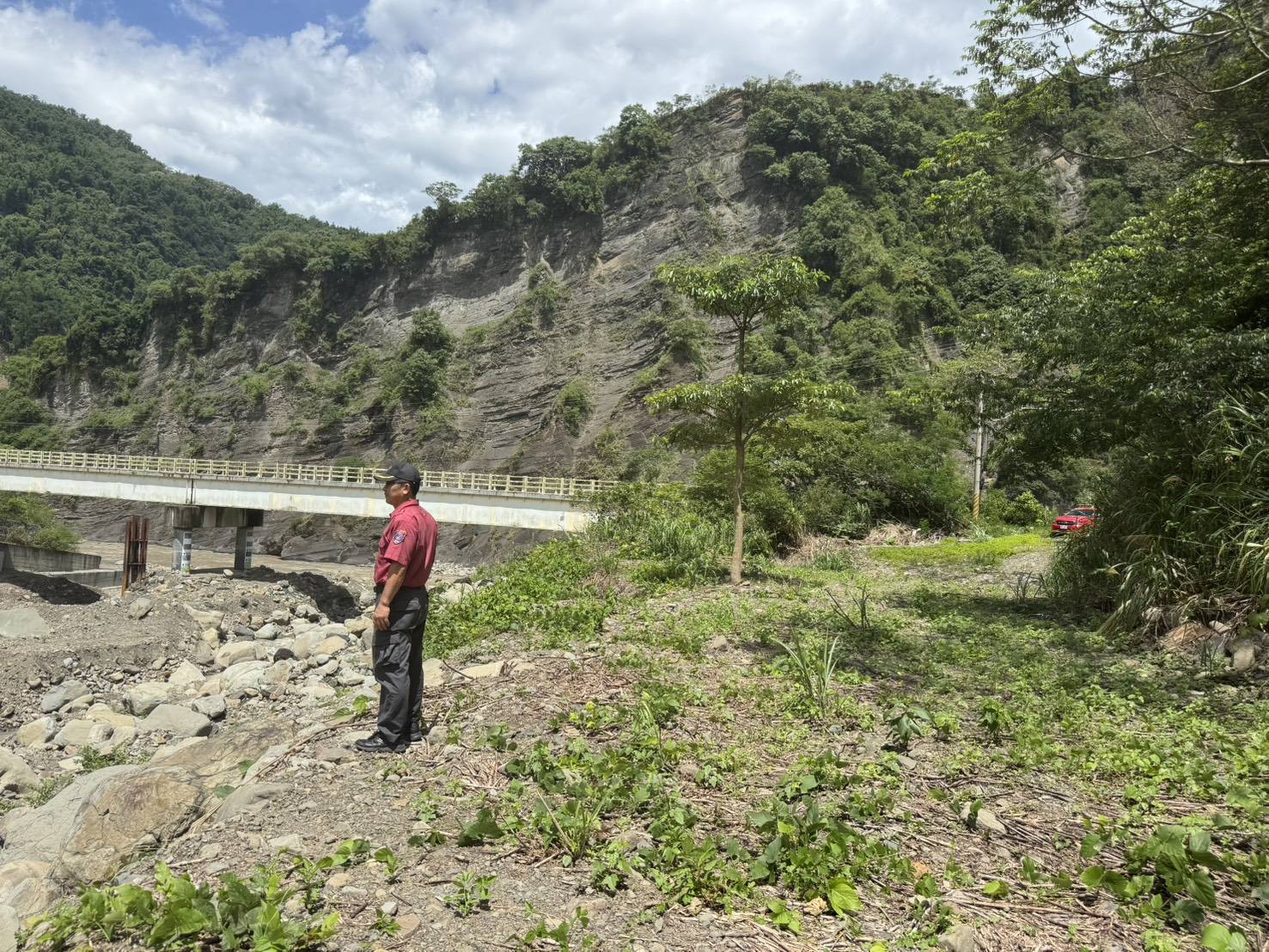 暑期防溺計劃啟動!那瑪夏分隊週末巡邏守護水安全 暑期防溺計劃啟動!那瑪夏分隊週末巡邏守護水安全