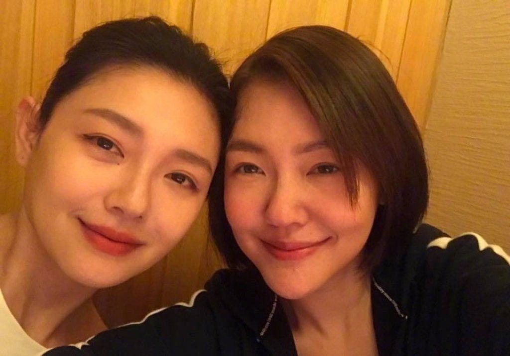 小S現身南韓首爾飯店 網友直擊「瘦到撐不起衣服」 小S現身南韓首爾飯店 網友直擊「瘦到撐不起衣服」