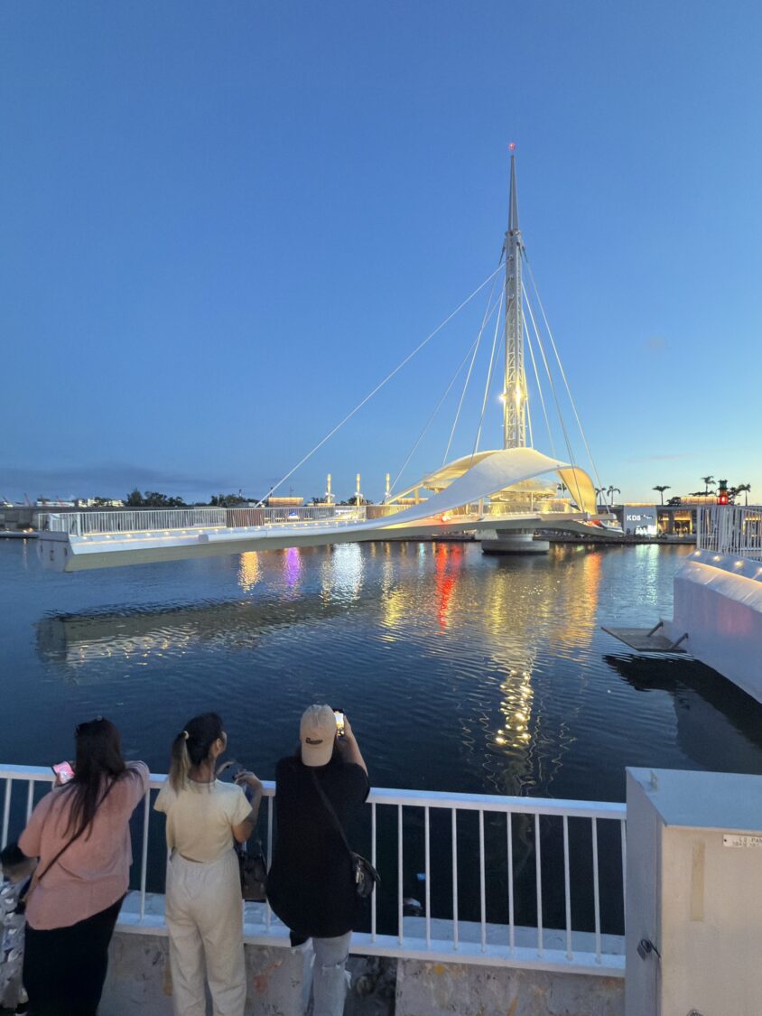 高雄大港橋夜間維修  26日晚間暫停通行10小時