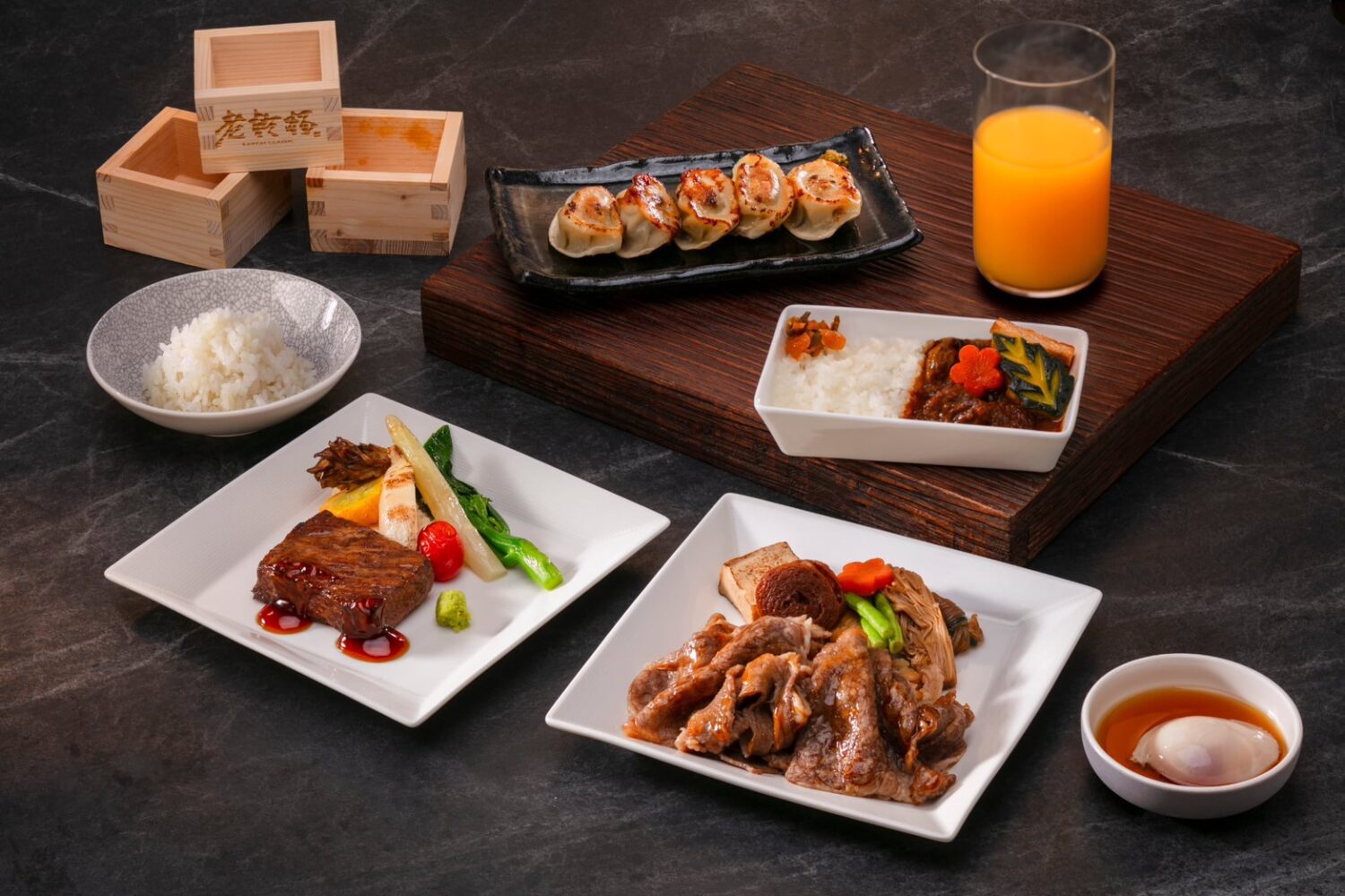 打造夏日高空味蕾之旅 長榮航空攜手老乾杯、星巴克推獨家機上餐飲 打造夏日高空味蕾之旅 長榮航空攜手老乾杯、星巴克推獨家機上餐飲