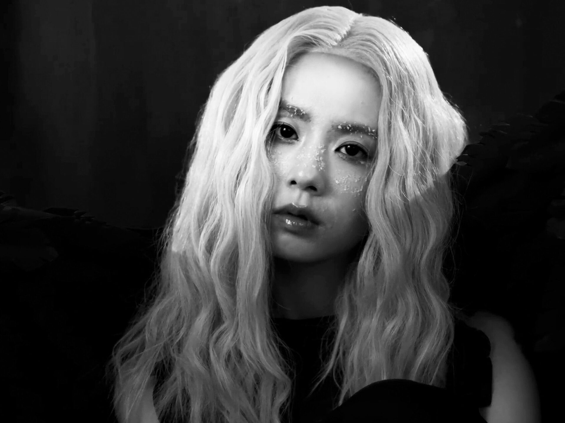 163 braces 朵芸　找自己在碎片中縫補再生