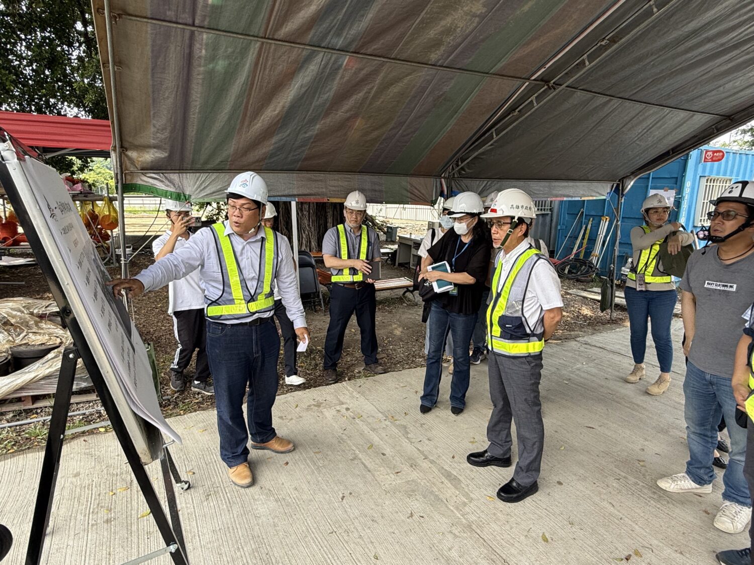 林欽榮視察國家重點領域校際研教園區 期許打造科研人才訓練基地