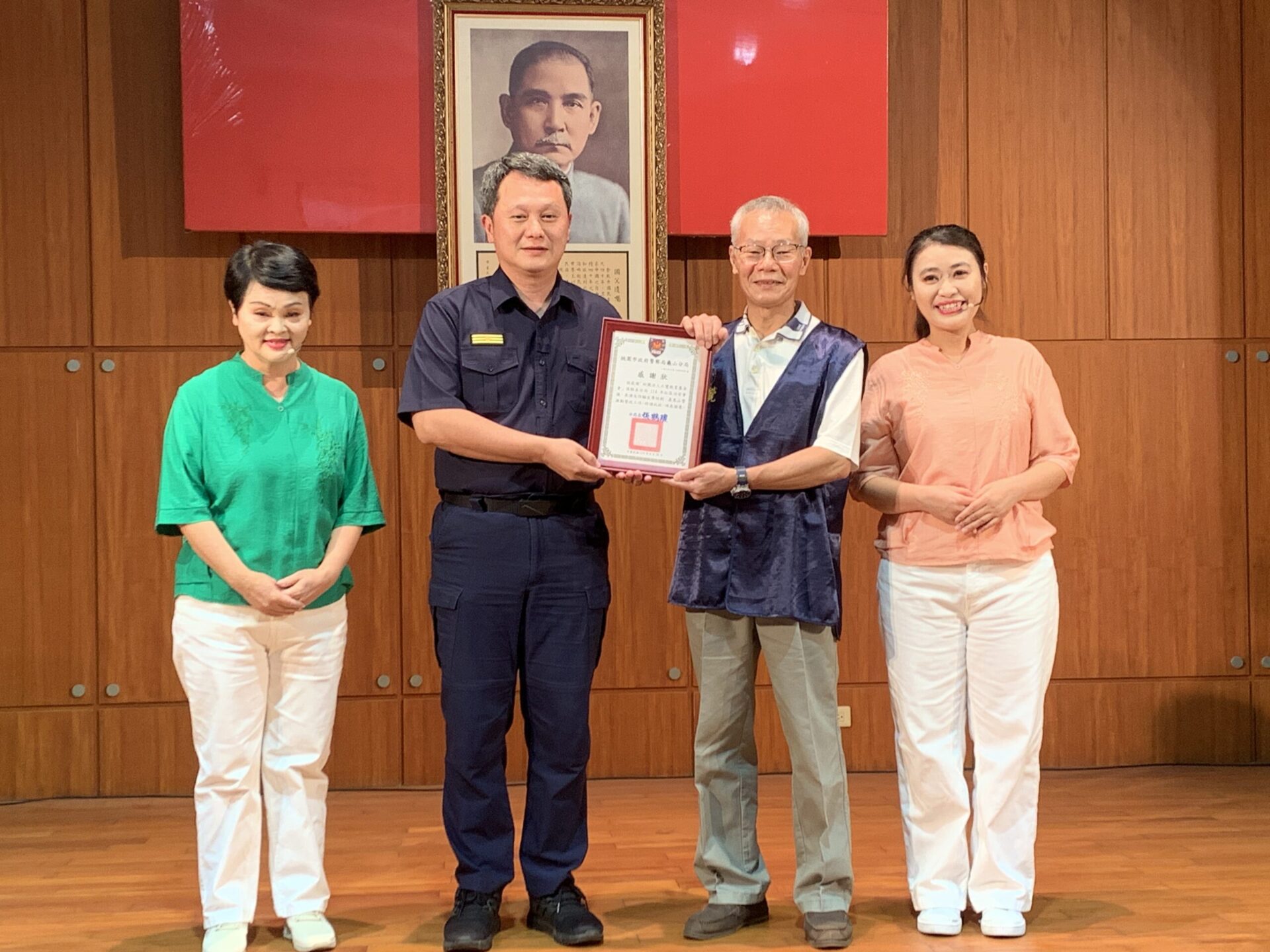 龜山警社區治安會議結合話劇、闖關 強化民眾犯罪預防觀念