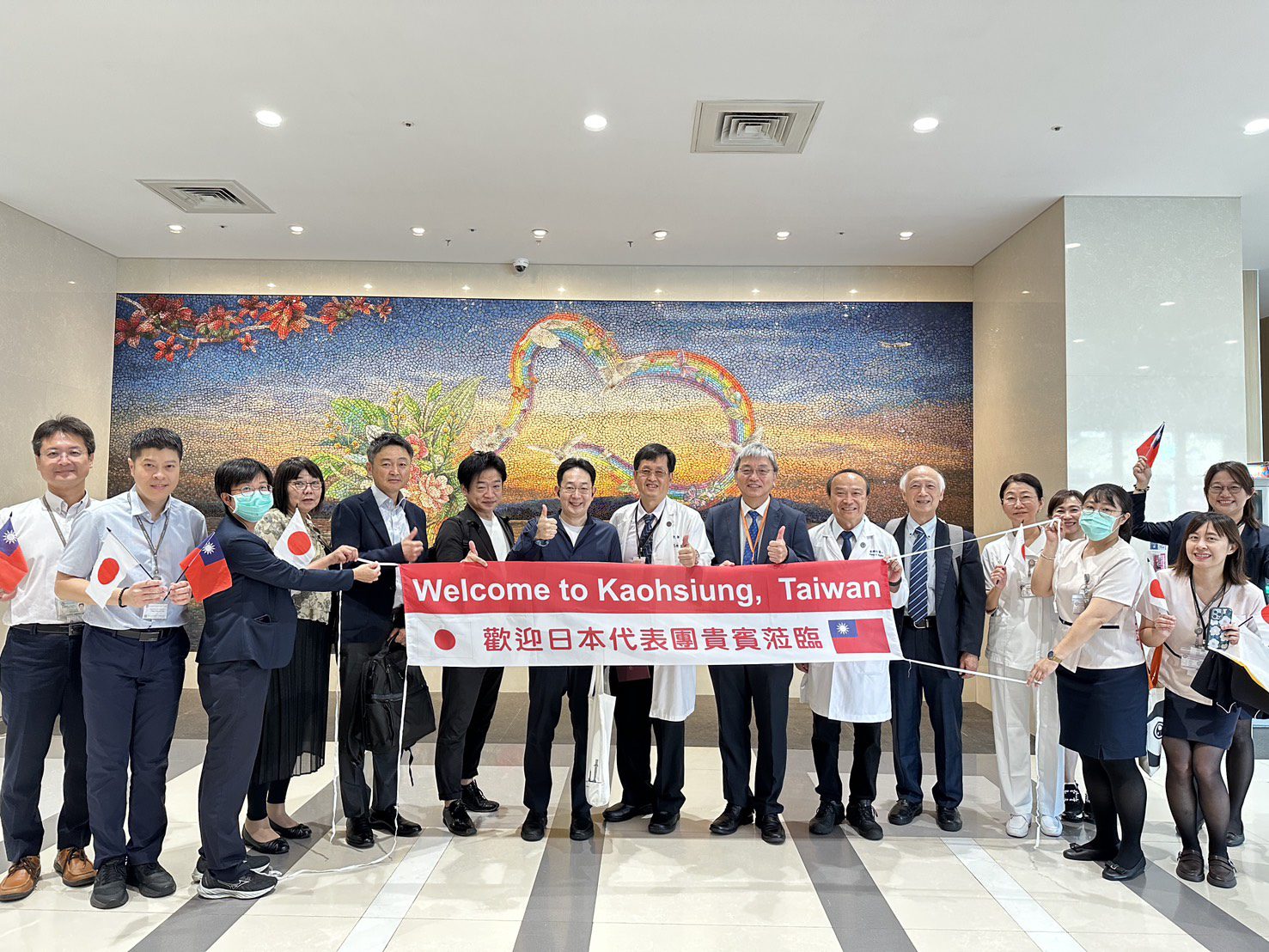 小港醫院攜手日本醫界舉辦「2025高齡照護永續國際研討會」