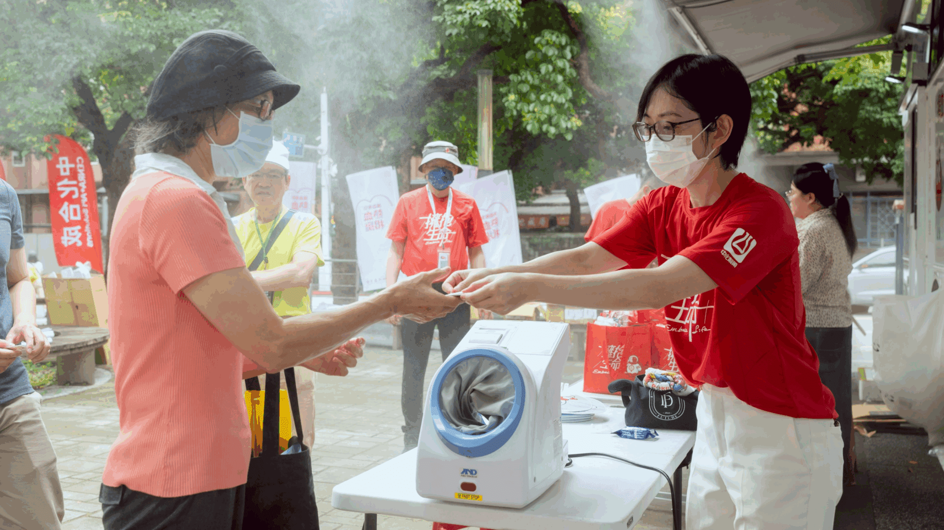 以行動實踐ESG社會公益!中化捐血活動突破天候挑戰 募集148袋熱血 以行動實踐ESG社會公益!中化捐血活動突破天候挑戰 募集148袋熱血