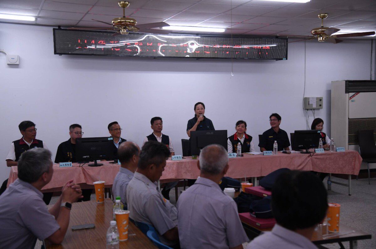 縣長徐榛蔚出席花蓮分局民防中隊常年訓練 感謝巡守夥伴無私奉獻