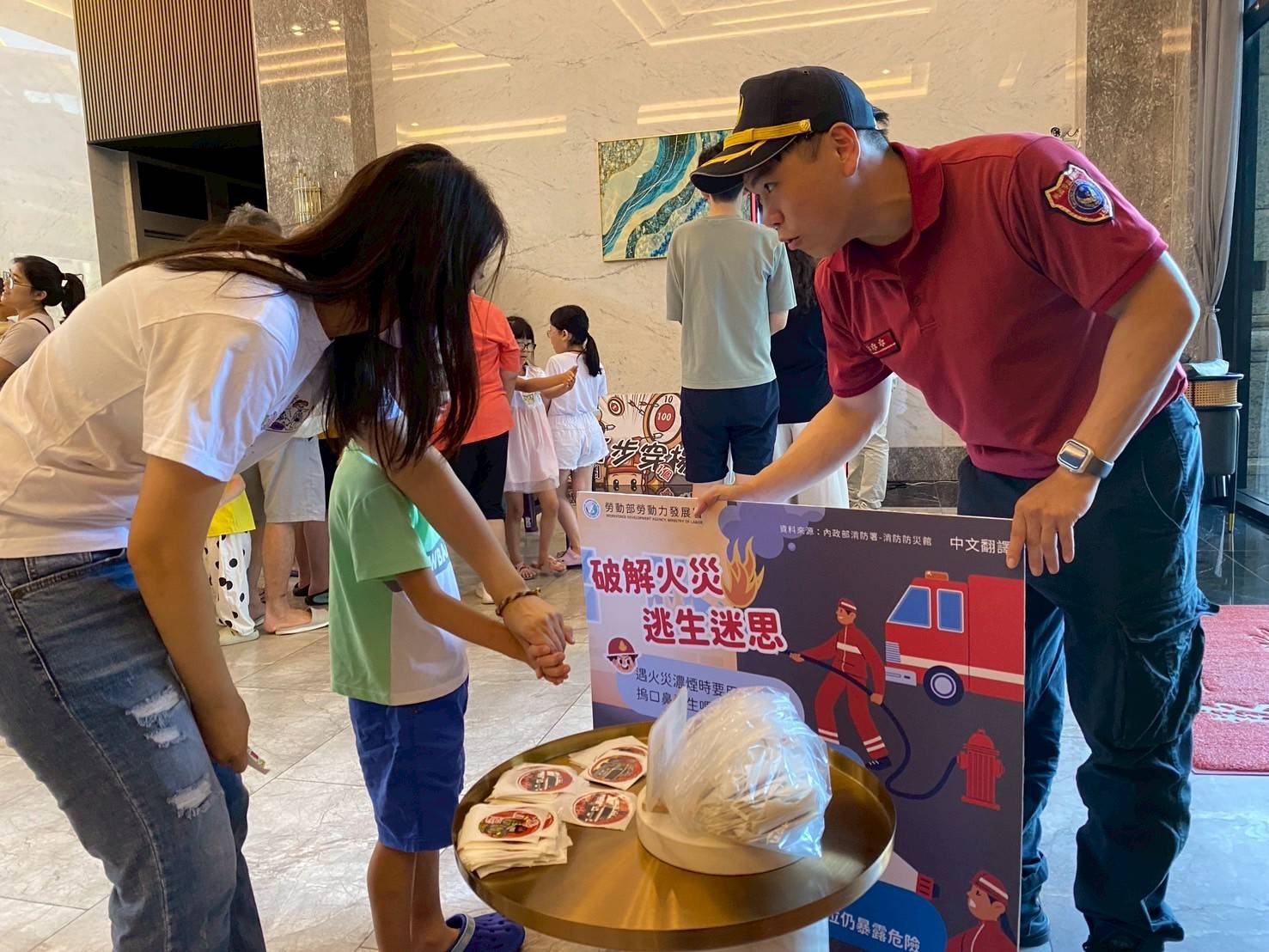 防災宣導走進社區 桃消平鎮分隊實作打造平安家園 防災宣導走進社區 桃消平鎮分隊實作打造平安家園