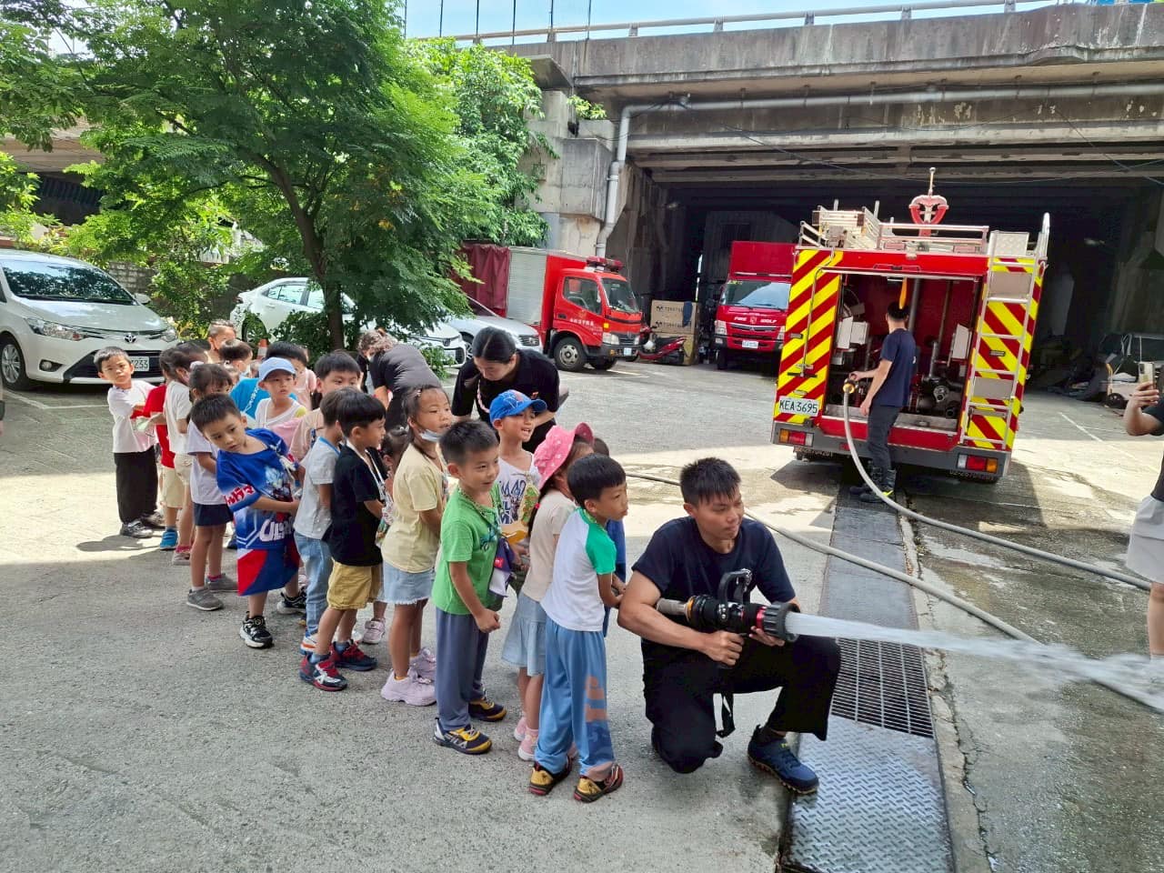 南榮幼兒園參與防災體驗　仁愛消防寓教於樂傳安全觀念