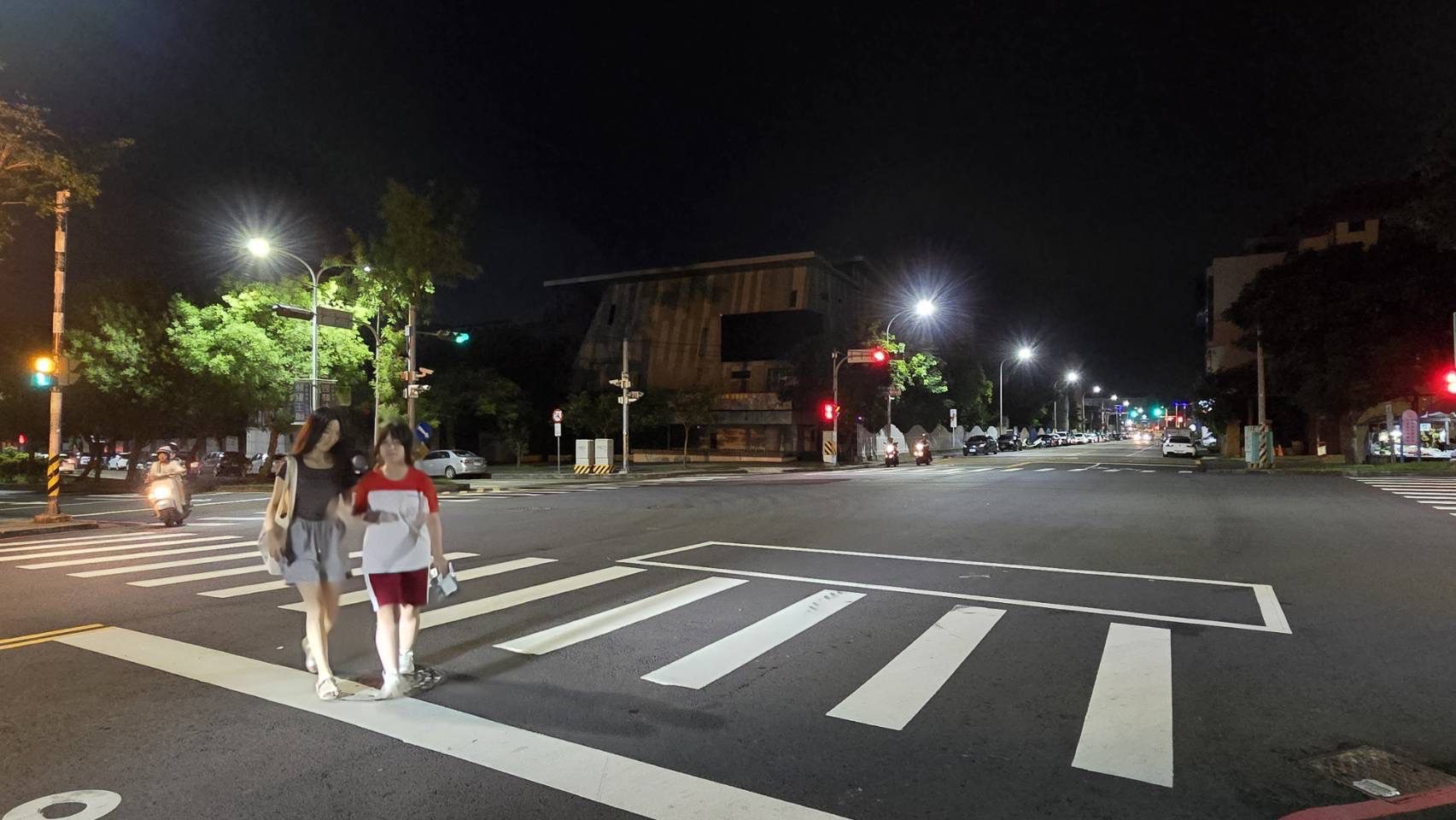 台中啟動「增亮減碳」計畫　全市已汰換LED路燈逾1.8萬盞