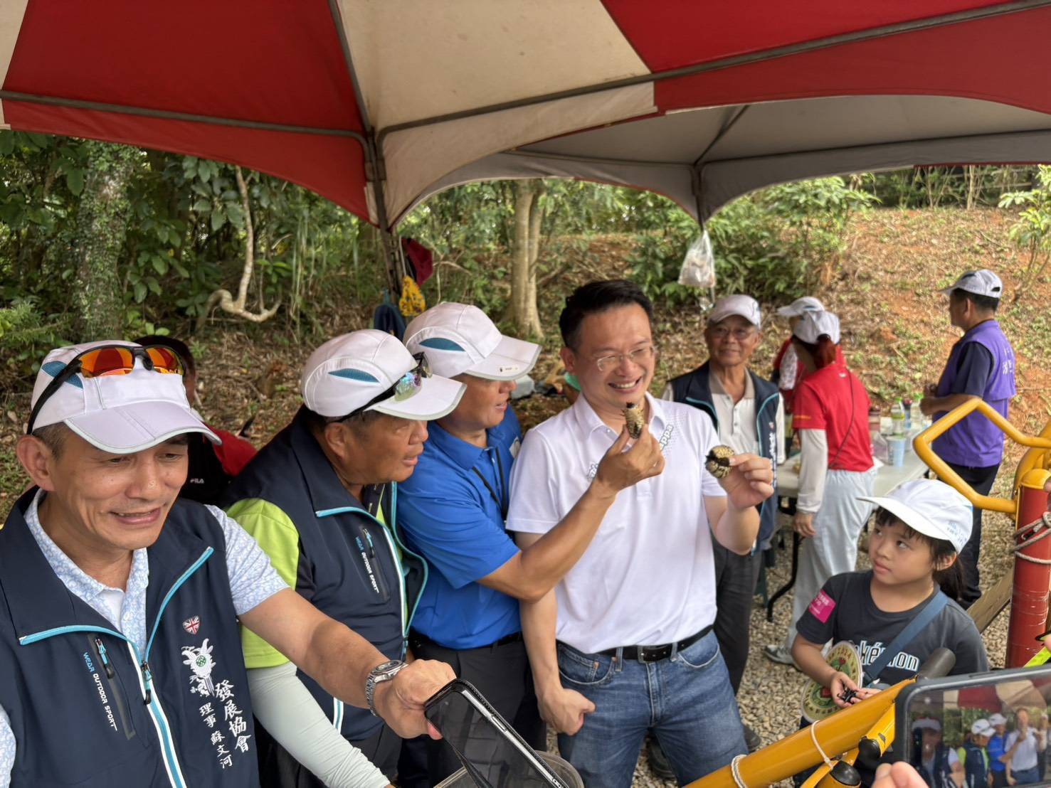 桃園蘆竹羊稠步道甲蟲季開跑 VR導覽陪親子邊玩邊學