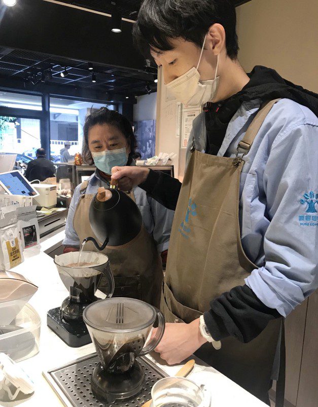 「樸樹咖啡」萬華店-用時間萃出一杯好咖啡! 「樸樹咖啡」萬華店-用時間萃出一杯好咖啡!