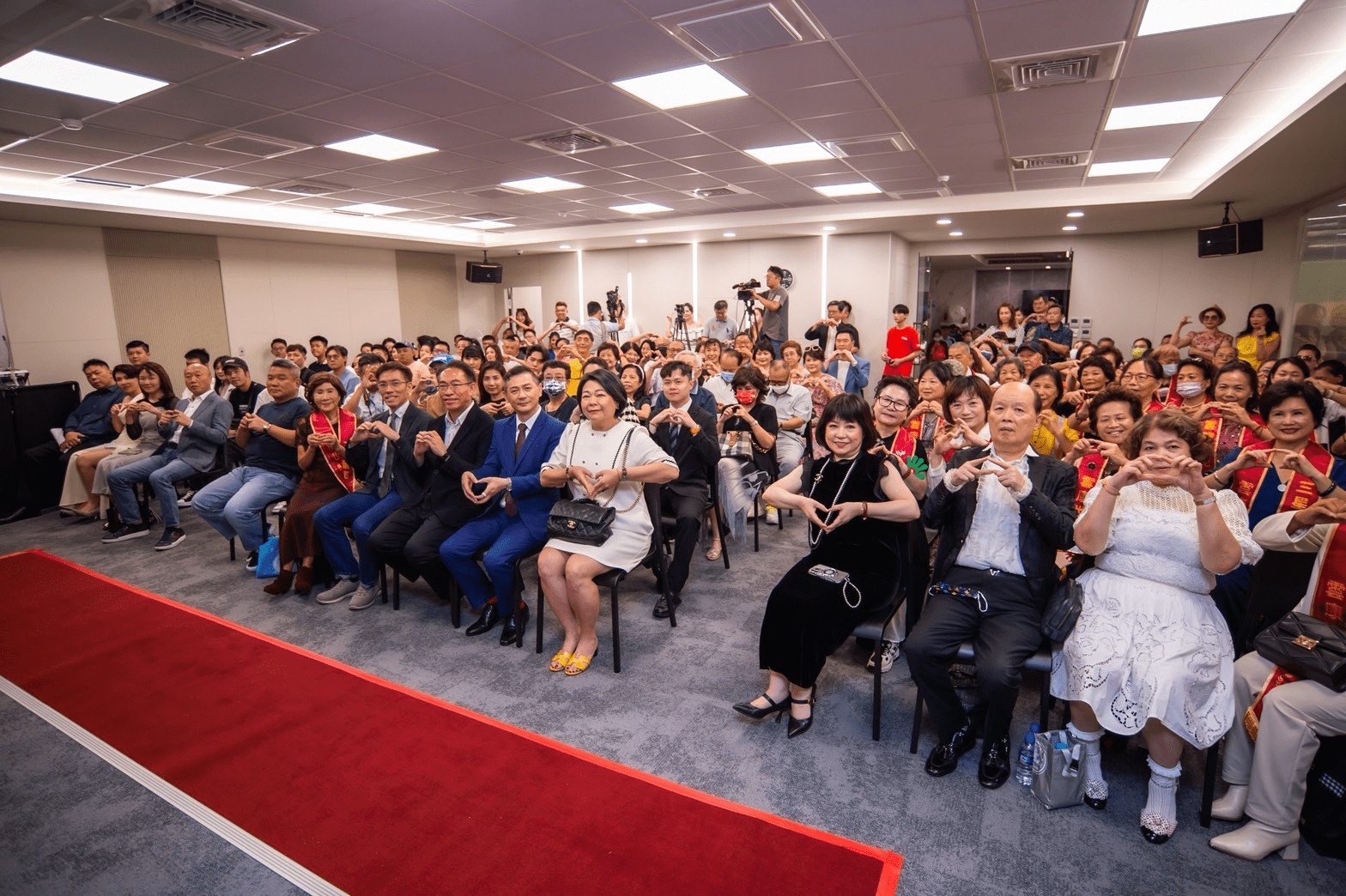 世紀民生與流量網紅創「千億級聯盟大集結」以「朝和生醫」持續擴展保健食品佈局