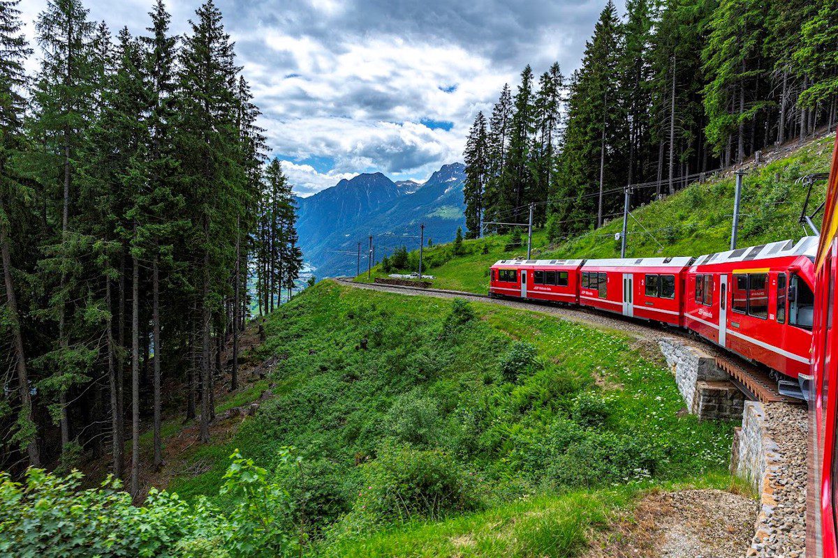 紐約時報、孤獨星球一致推薦!阿爾卑斯山深度旅遊席捲全球 紐約時報、孤獨星球一致推薦!阿爾卑斯山深度旅遊席捲全球