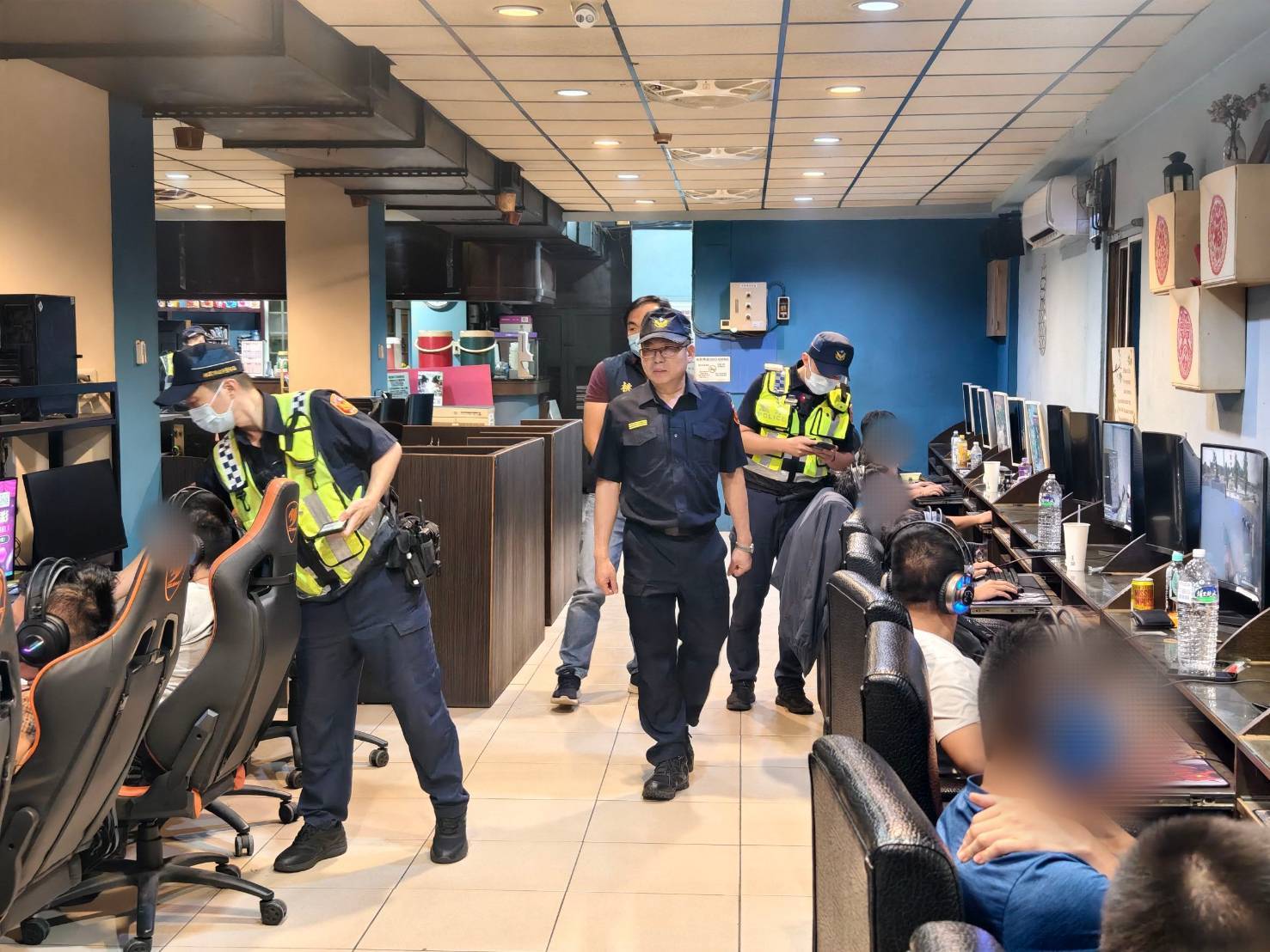 桃園青春專案啟動 八德警臨檢20處熱點護青少年暑期安全