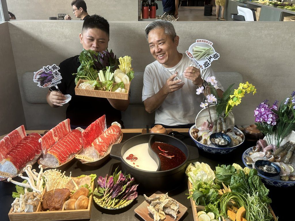 台中火鍋戰區+1！「白粥底＋紅麻辣」雙鍋卡位 豆比登直呼：「太對味！」