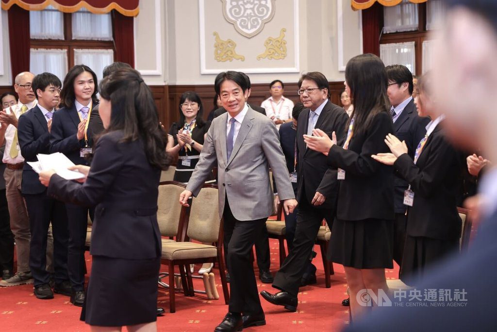 總統接見國際科展代表團 盼為創新發展注入更多能量 總統接見國際科展代表團 盼為創新發展注入更多能量