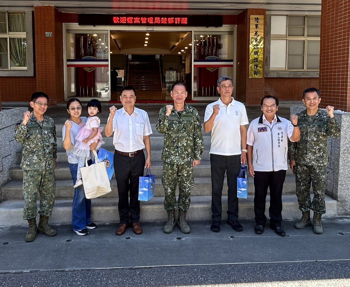 國軍年度演習將屆 花蓮企業家親蒞花防部 感謝官兵的辛勞