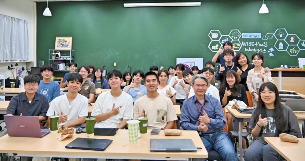 陽明交大攜台積電推廣「悅讀半導體」 秒懂新科技並融入日常生活 陽明交大攜台積電推廣「悅讀半導體」 秒懂新科技並融入日常生活