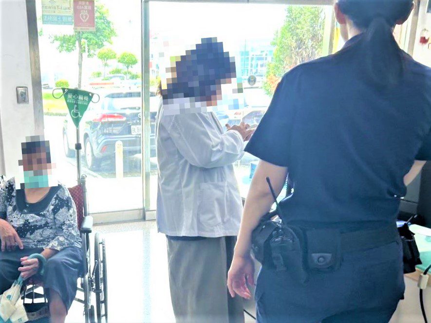愛子心切醫院尋親 後湖警助失智婦返家 愛子心切醫院尋親 後湖警助失智婦返家