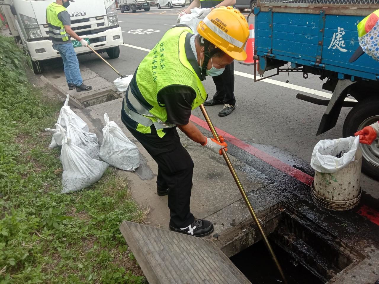 「丹娜絲」逼近台灣 桃園環保局強化防颱整備 「丹娜絲」逼近台灣 桃園環保局強化防颱整備