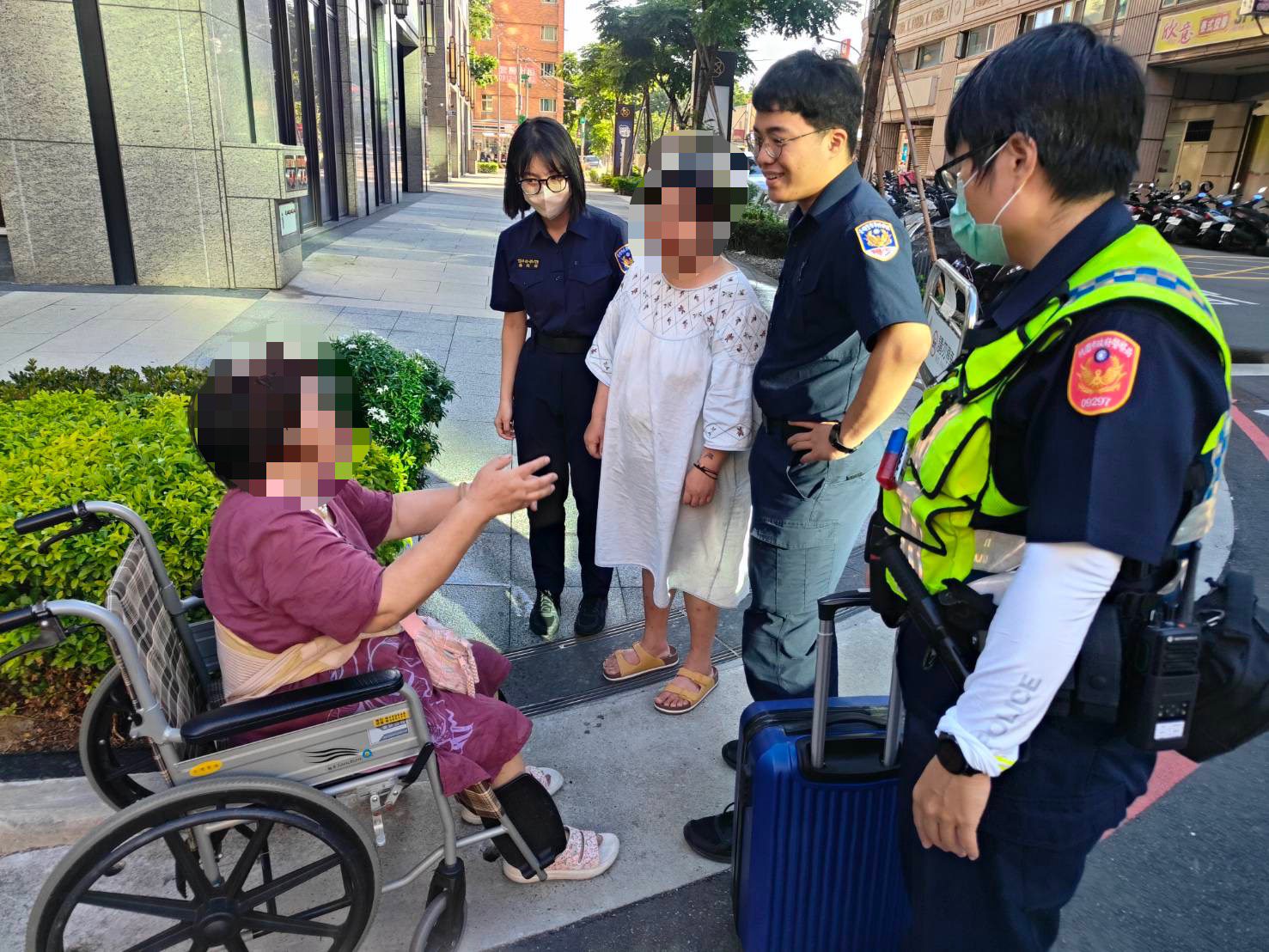 失智婦拖行李走失 龜山警耐心陪談助順利返家 失智婦拖行李走失 龜山警耐心陪談助順利返家